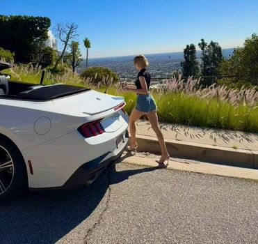 Full leaked Angele van laeken private onlyfans photo