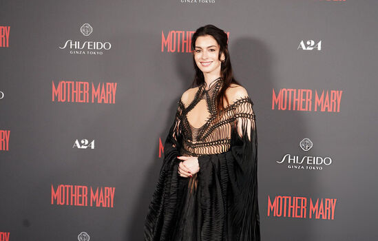 Anne Hathaway