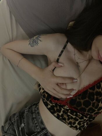 Full leaked Anniemalfarm private onlyfans photo