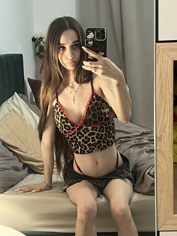 Full leaked Anniemalfarm private onlyfans photo