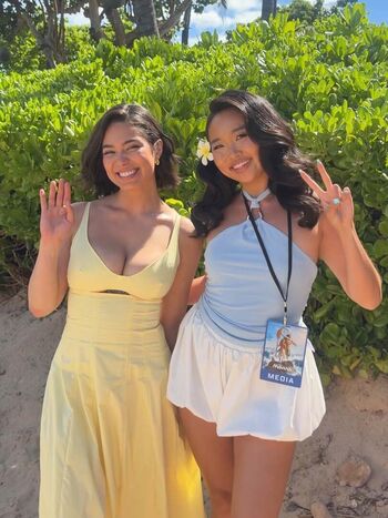 Full leaked Auli i cravalho page private onlyfans photo