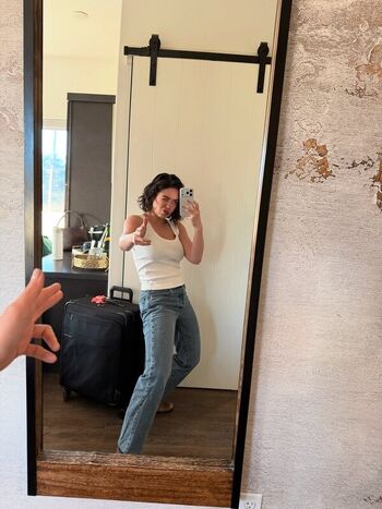 Full leaked Auli i cravalho private onlyfans photo