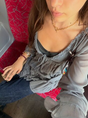 Full leaked Bighazeleyeddoe private onlyfans photo