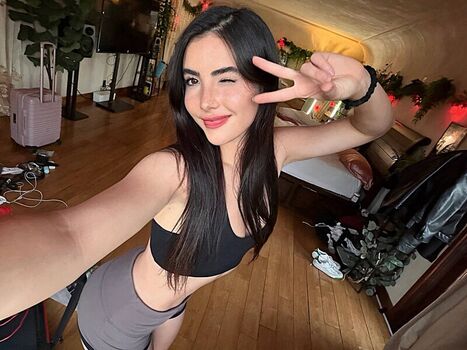 Full leaked Botezlive private onlyfans photo