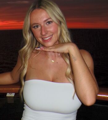 Full leaked Brooke aundrea private onlyfans photo