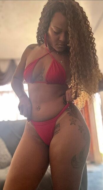 Cristiane Alves