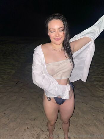 Daniela Flores