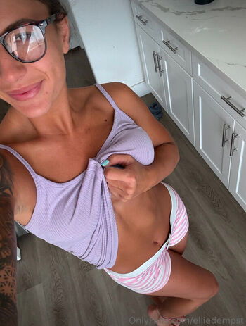 Full leaked Ellie dempster private onlyfans photo