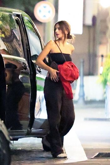 Full leaked Emily ratajkowski private onlyfans photo