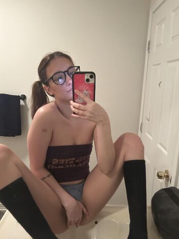 Full leaked Fwns private onlyfans photo