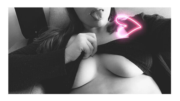 Full leaked French fetish private onlyfans photo