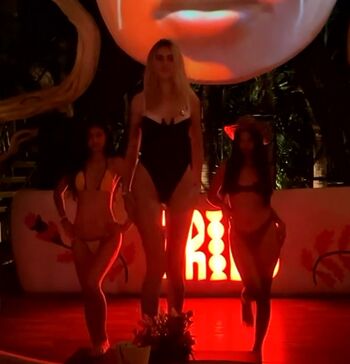 Full leaked Gracelyra private onlyfans photo