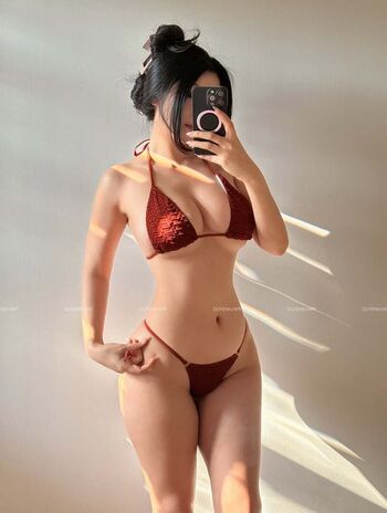 Ha My Duyen