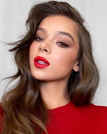 Full leaked Hailee steinfeld private onlyfans photo