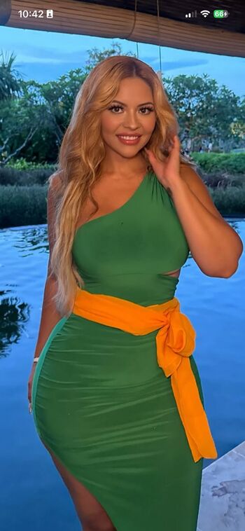 Full leaked Hairby zuly private onlyfans photo
