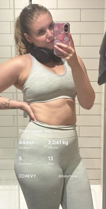 Full leaked Hoxieloxie private onlyfans photo