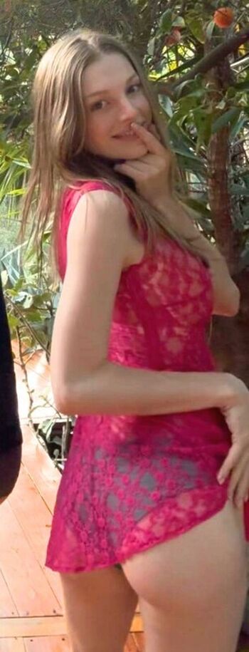Full leaked Hunter schafer private onlyfans photo