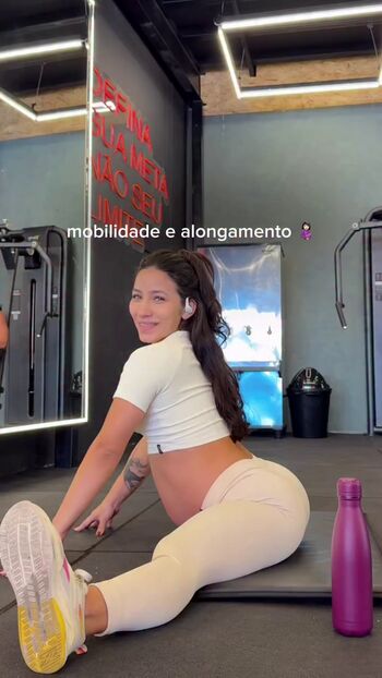 Isadora Abrahao