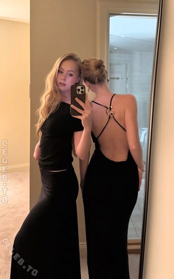 Full leaked Izaandelle private onlyfans photo