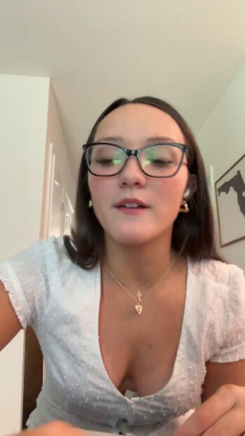 Full leaked Izzy moreno private onlyfans photo