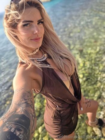 Full leaked Larissa lou private onlyfans photo