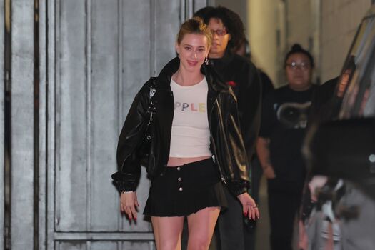 Lili Reinhart