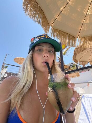 Full leaked Lily rowland private onlyfans photo