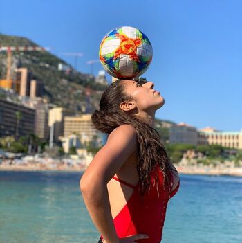 Full leaked Lisa zimouche private onlyfans photo