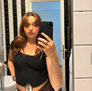 louisaxirzo