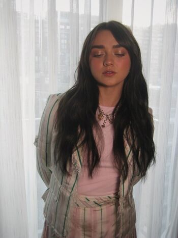 Full leaked Maisie williams private onlyfans photo