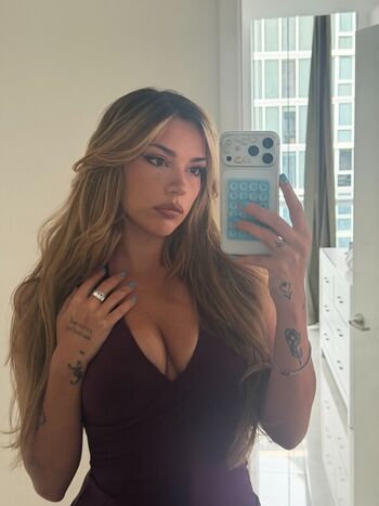 Full leaked Mole private onlyfans photo