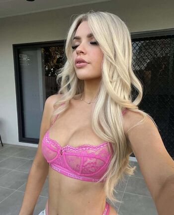 Full leaked Naomi grace private onlyfans photo