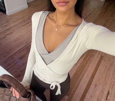 Nathalie Lok