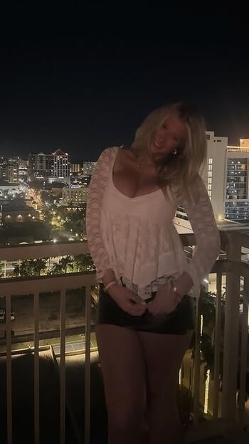 Full leaked Olivia kuehner page private onlyfans photo