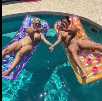 Full leaked Realalyx page private onlyfans photo