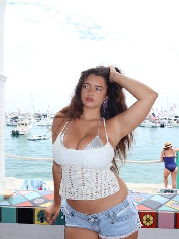 Full leaked Sarah curr private onlyfans photo