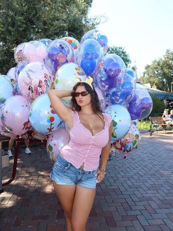 Full leaked Sarah curr private onlyfans photo