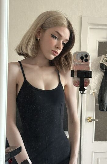 Full leaked Shadsi private onlyfans photo