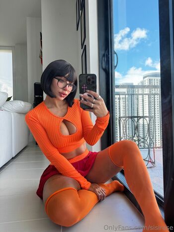Sisi Rose