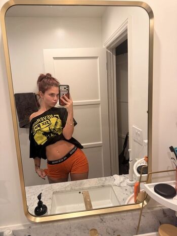 Full leaked Skillsawww private onlyfans photo