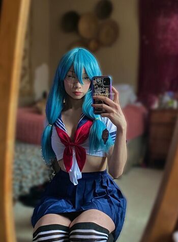 Full leaked Smlltts private onlyfans photo