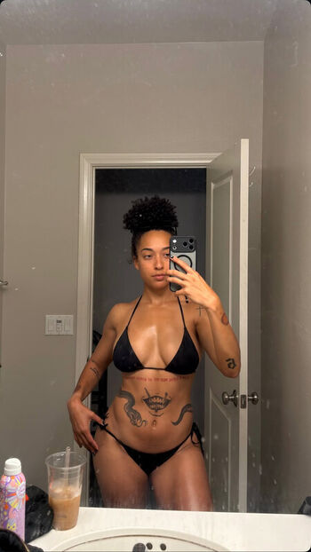 Full leaked Solesndsouls private onlyfans photo