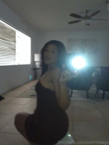 stormidayy