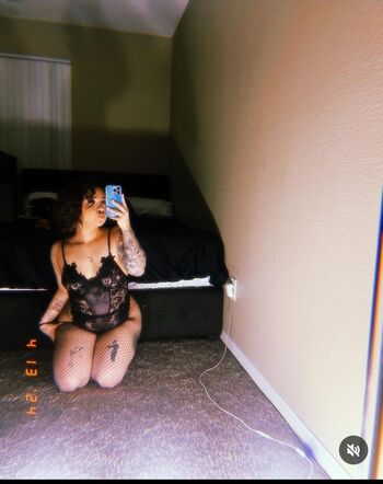 Full leaked Sunflowerr mik private onlyfans photo