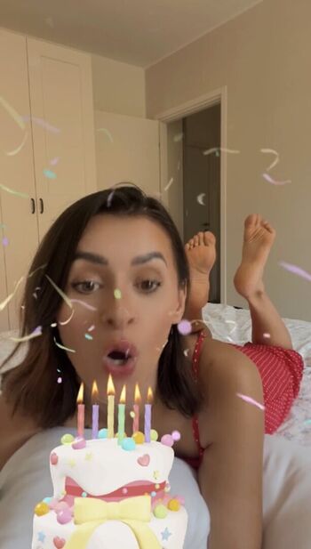 Full leaked Sweet girl private onlyfans photo