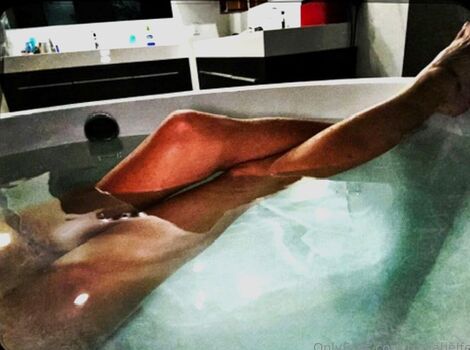 Tricia Helfer