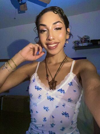 Full leaked Unicornlani private onlyfans photo