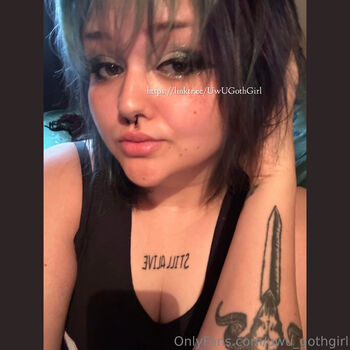 uwu_gothgirl