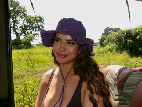 Full leaked Valeria private onlyfans photo