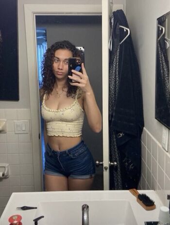 Full leaked Eimigirl/ private onlyfans photo